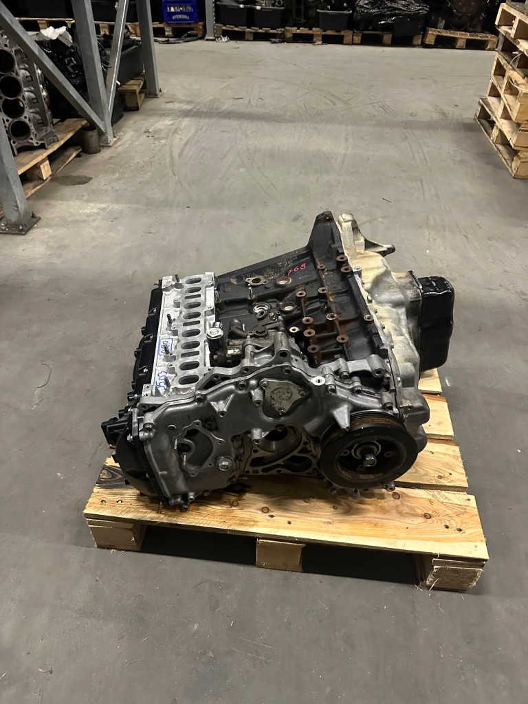 фото №1, Двигатель toyota land cruiser hilux 1gd-ftv 2.8