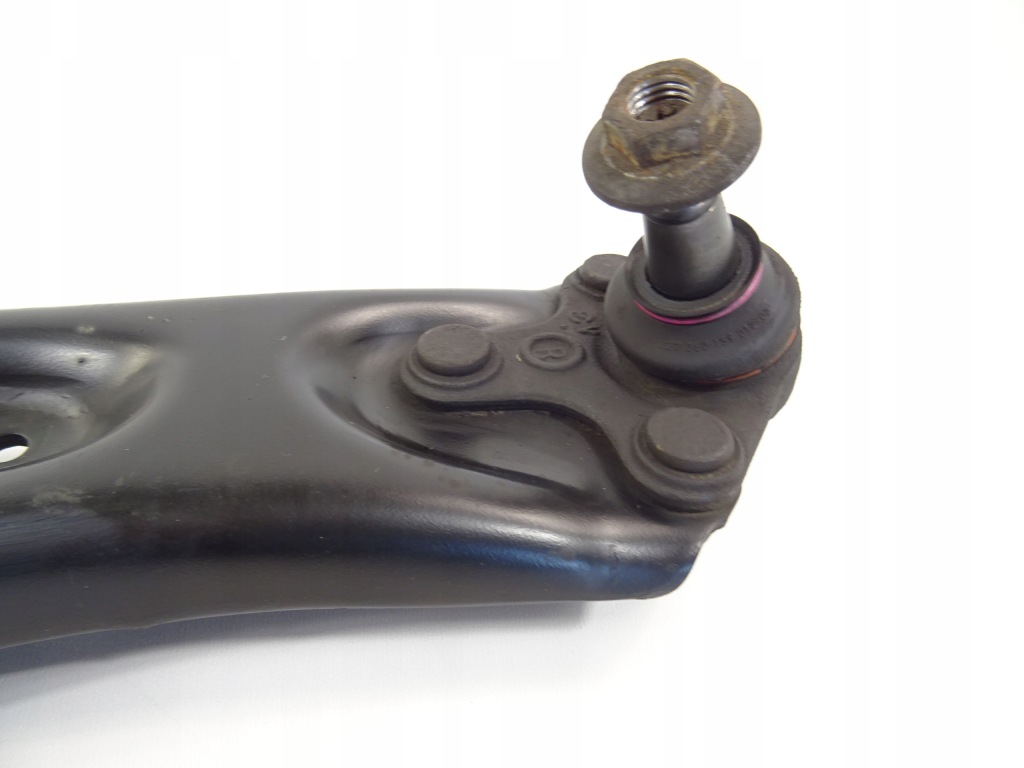 Seat ateca важіль перед правий передній 3q0407154b в Україні