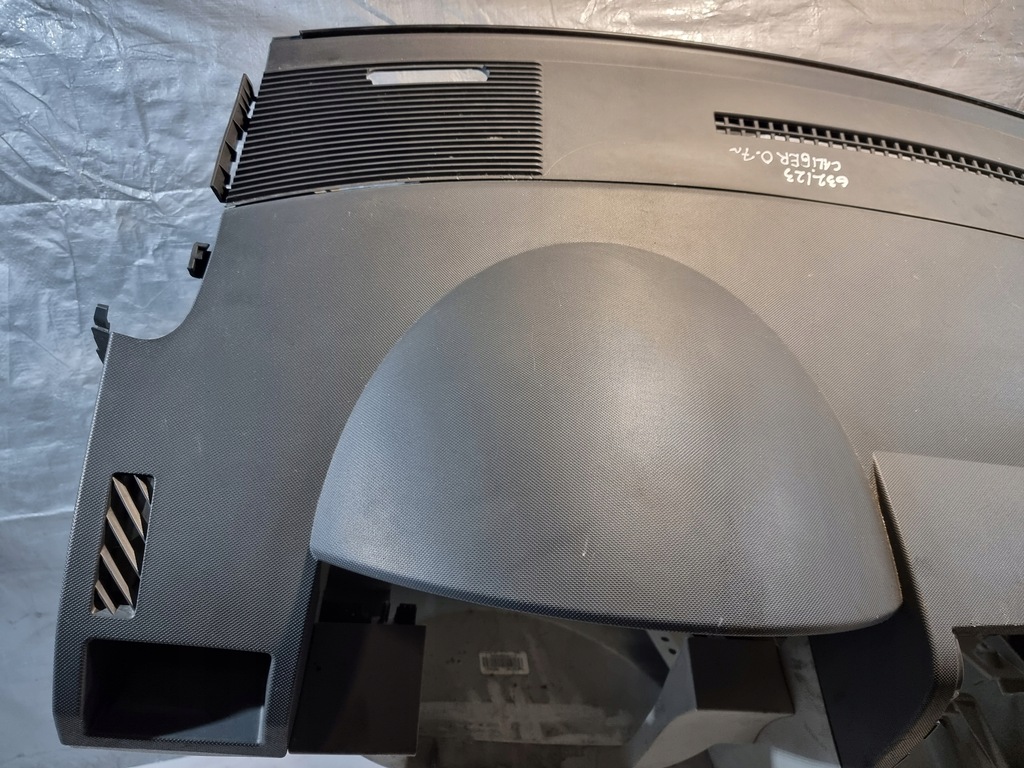 фото №10, Приборная панель приборная консоль dodge caliber 07r