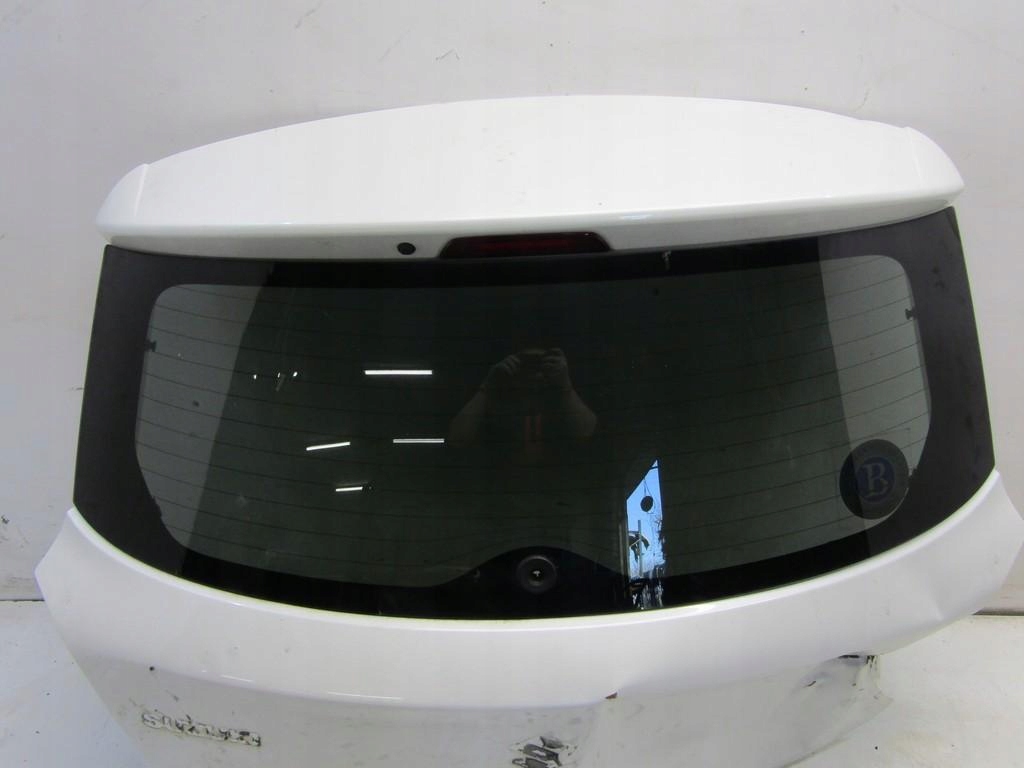 фото №1, Стекло крышки багажника задний swift vi mk8