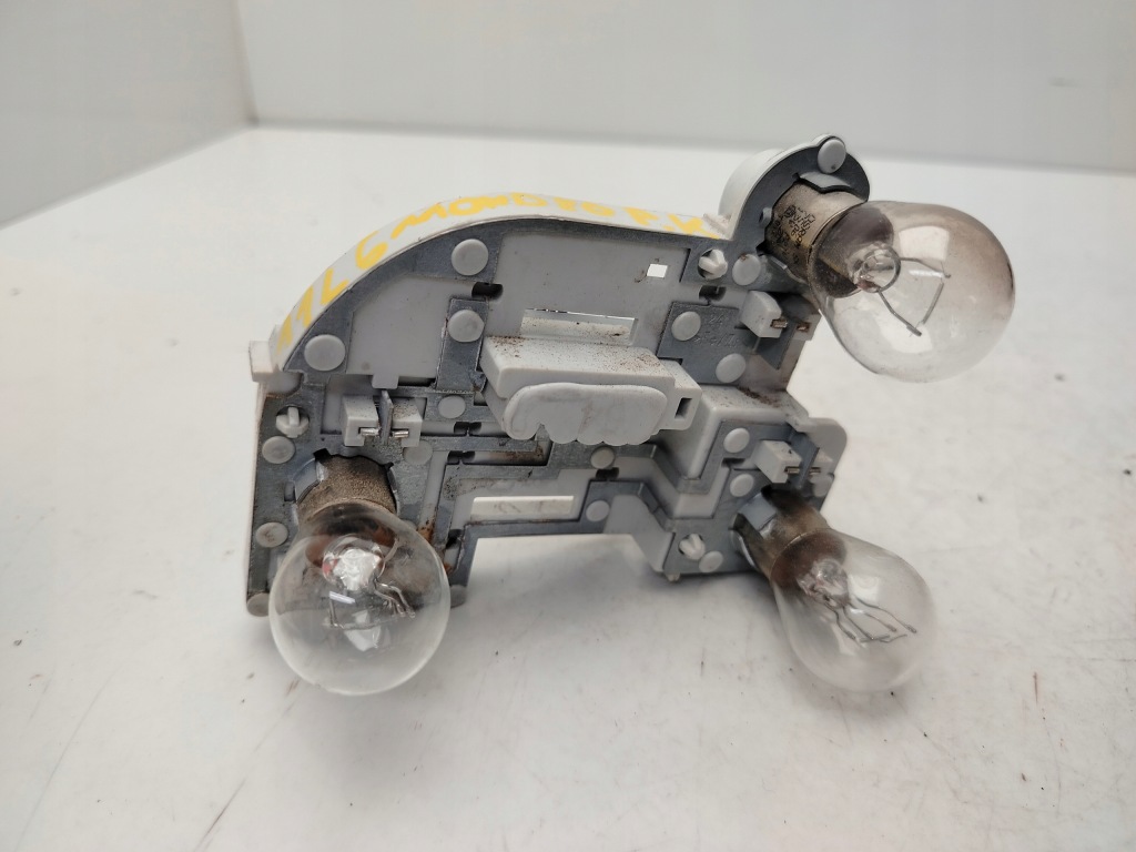 Купить Ford mondeo mk4 kombi 07r- вкладыш разъём лампы правый задний