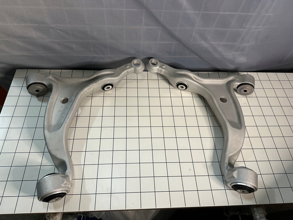 фото №8, Важіль нижній правий передній mercedes gle gls w167