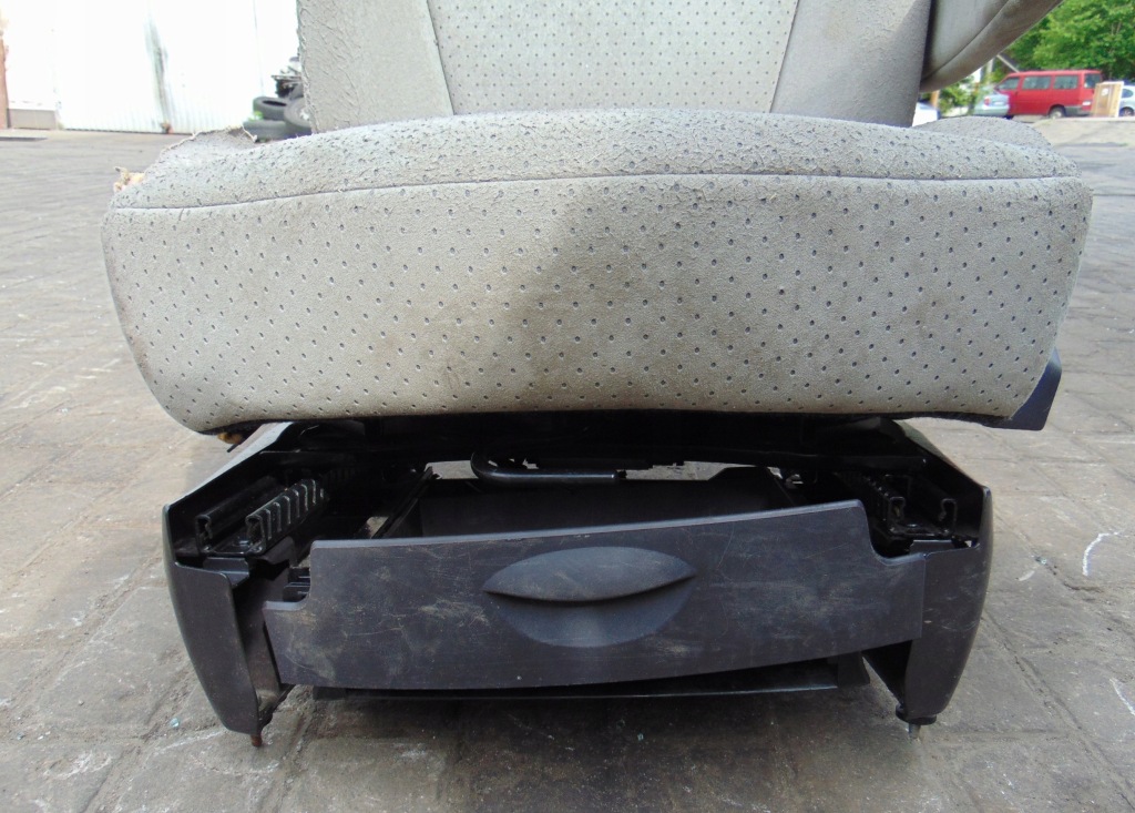 фото №10, Поворотний сидіння правий перед citroen c8 europa