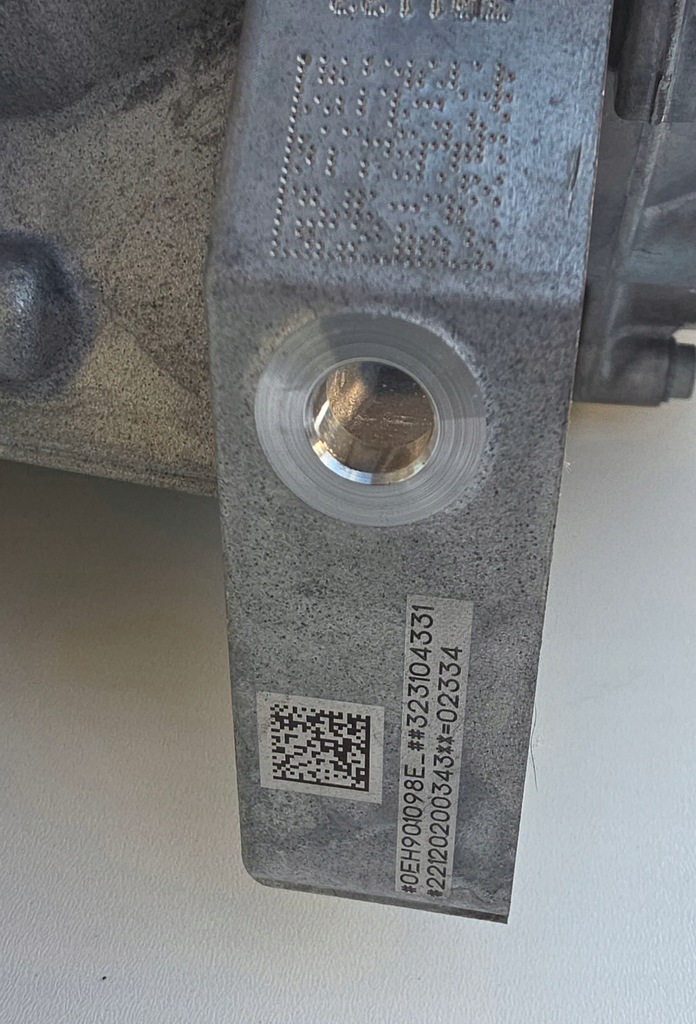 фото №15, Двигун електричний ebja 204km коробка передач передач uyx audi q4 35 e-tron 23r.