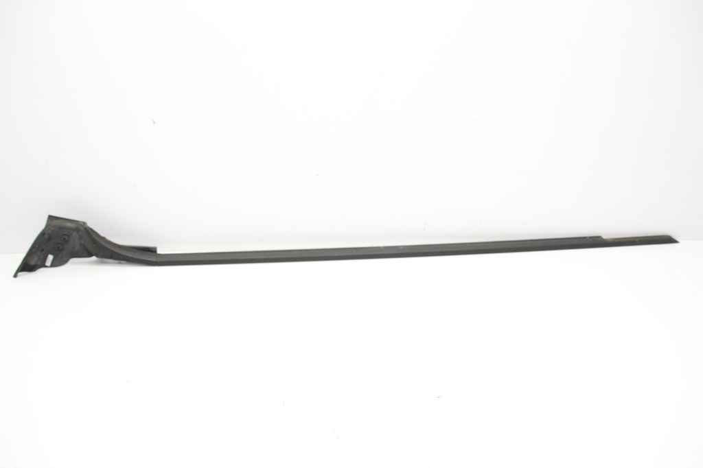 фото №1, Молдинг ущільнювач права peugeot rcz 10-15