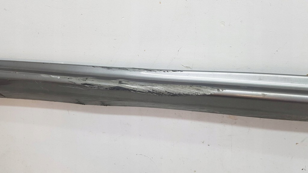 Alfa romeo giulietta молдинг накладка на порог порог правая Оригинал