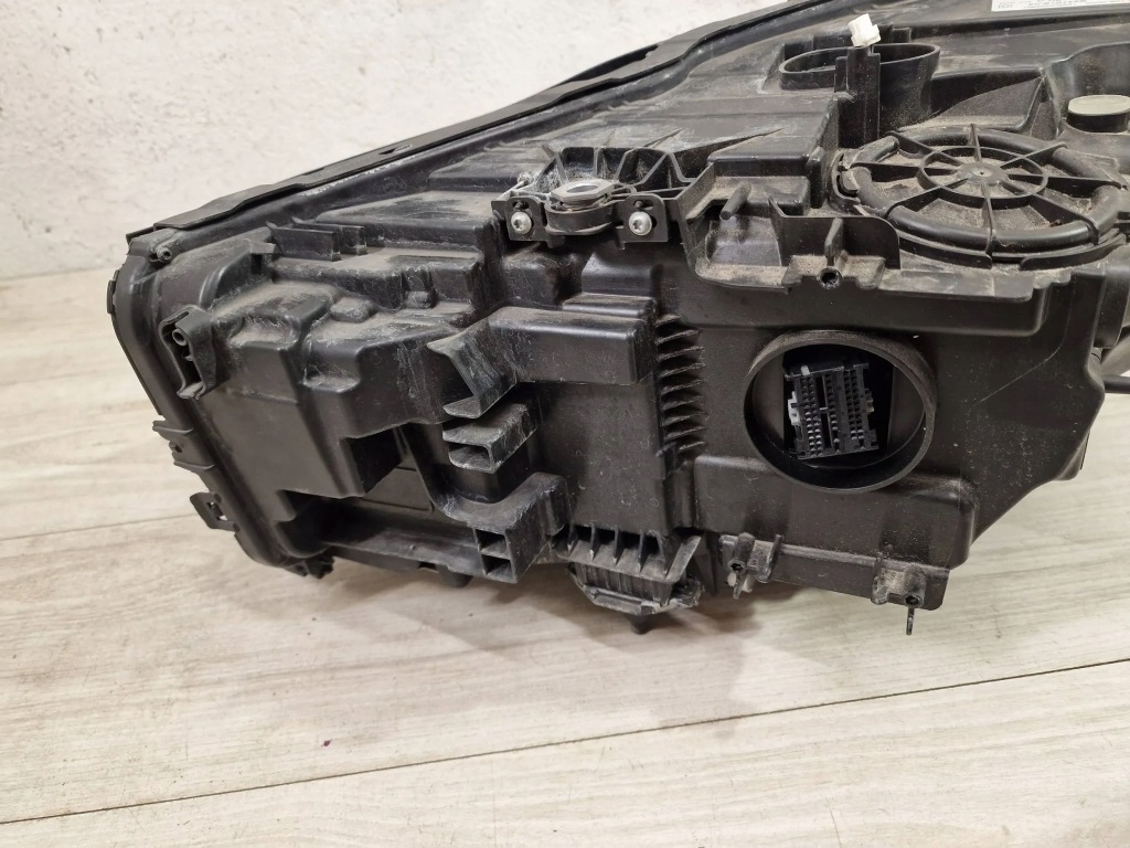 фото №8, Bmw 7 g11 g12 lift lci лампа права перед full led передні