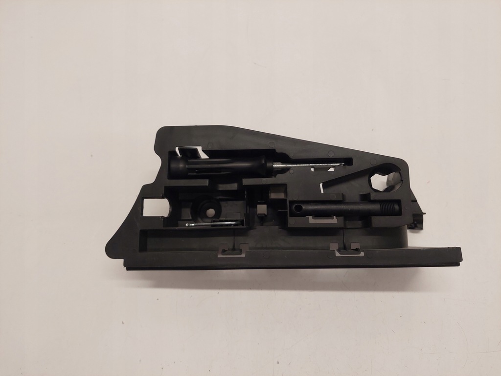 фото №1, Кронштейн набір ремонтний audi a6 c6 4f5012111a