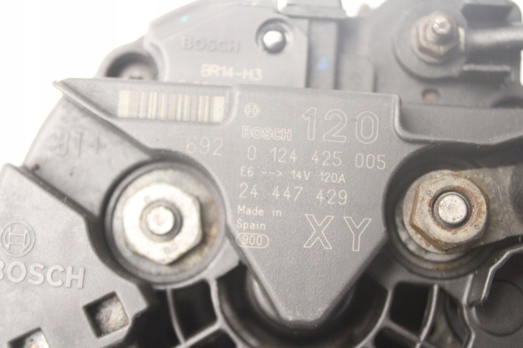 Opel zafira b генератор 0124425005 | 24447429 Зі Шроту