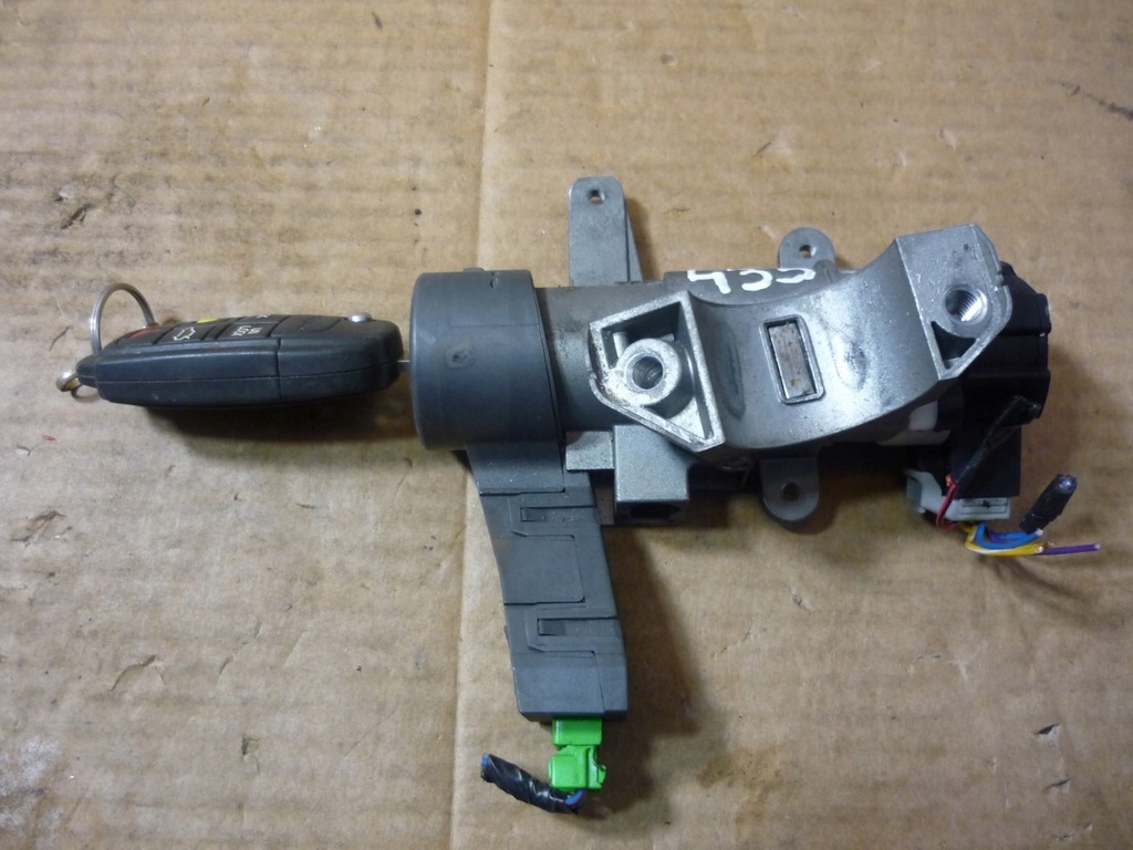 фото №1, Volvo v50 s40 ii замок зажигания ключ