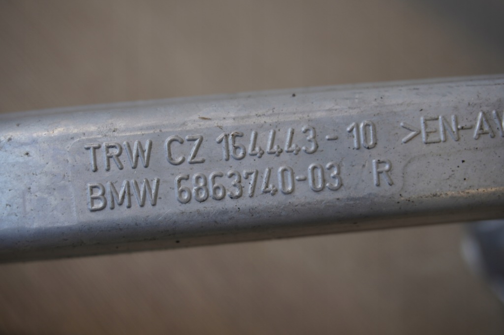 Поворотний кулак амортизатор bmw i3 lci 6852160 Зі Шроту