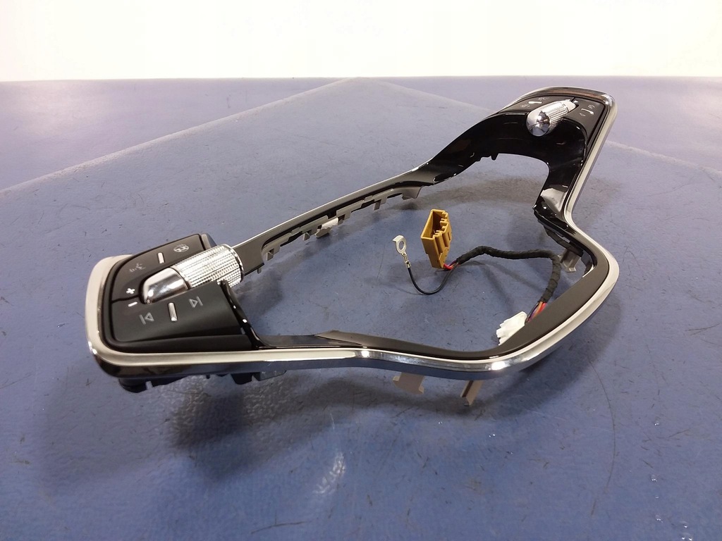 фото №5, Skoda octavia iv рамка керма перемикачі