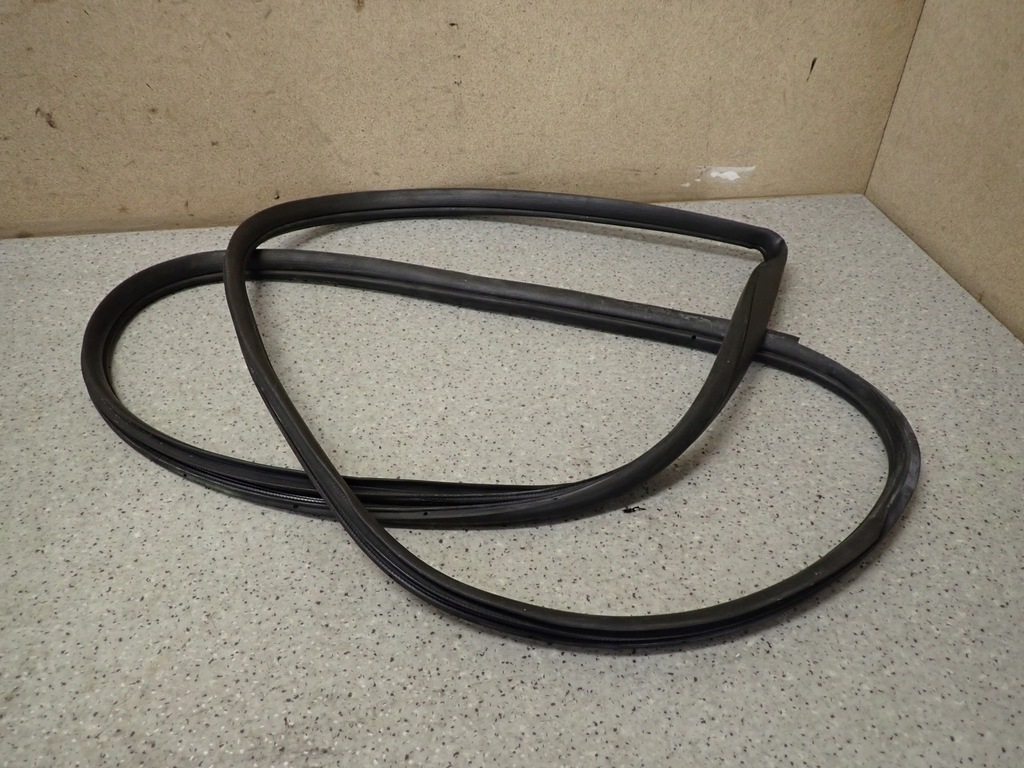 фото №4, Toyota rav 4 99-05 прокладка двері передня права