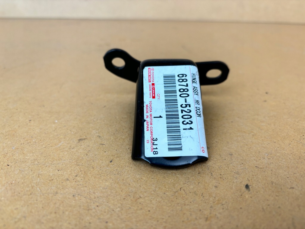 фото №4, Verso corolla camry hilux auris rav4 петля дверь задняя dół левый