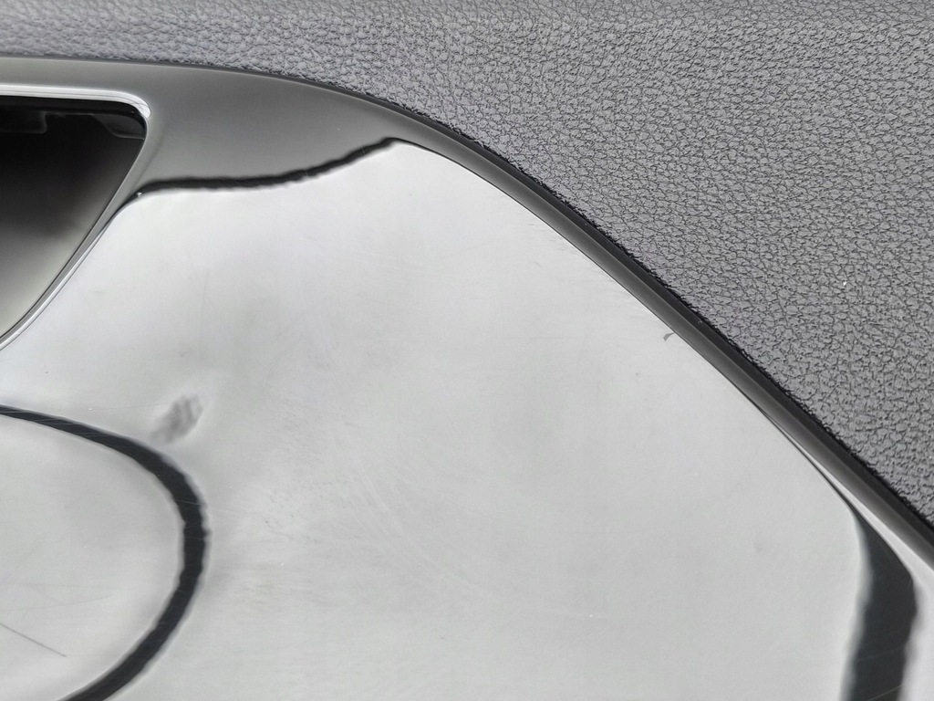 фото №8, Kia niro 2021 обшивка дверь передних