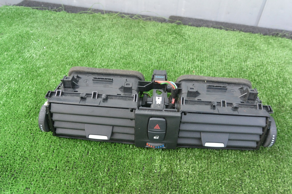 фото №9, Решётка обдув панели комплект консоли панели bmw f30 f31 f32