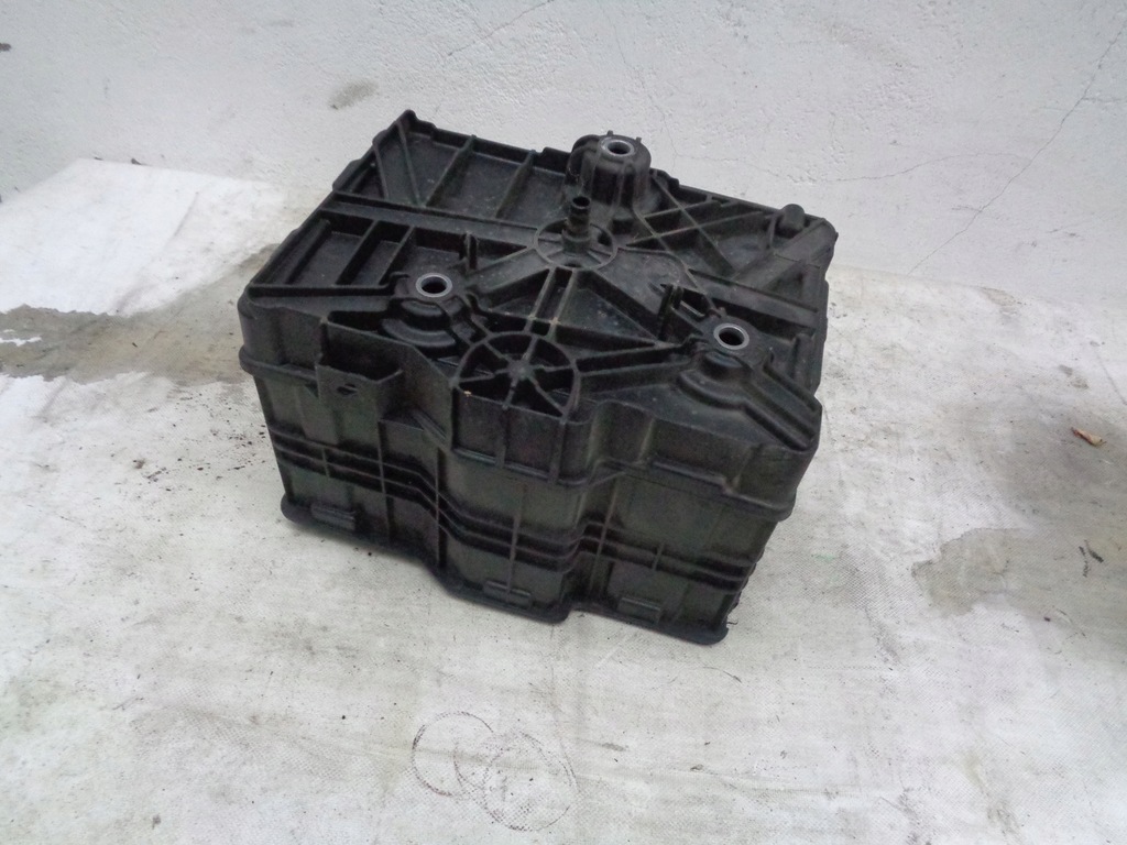 фото №4, Коробка основание корпус аккумулятор renault clio 4 iv captur