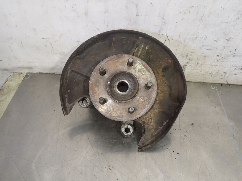 фото №2, Поворотный кулак ступица правый перед daihatsu terios 1.3