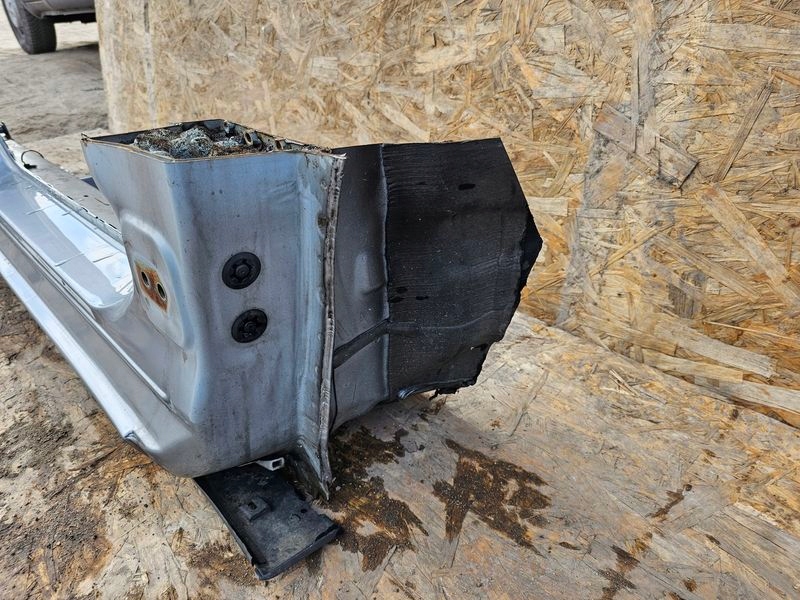 фото №7, Mazda 6 vi gj поріг правий блок двигуна середній 38p