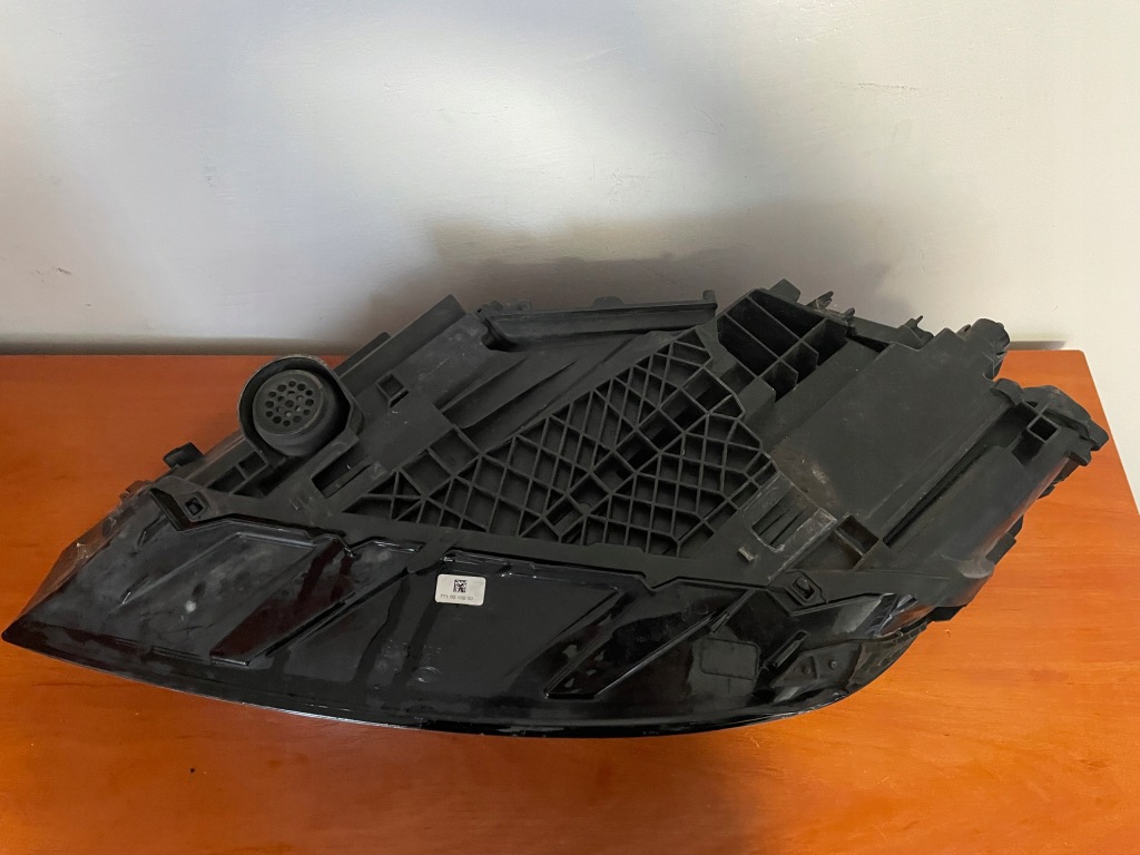 Фара правий перед передня led matrix audi q7 4m 4m0941036 Недорого