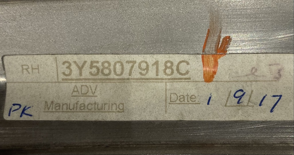 фото №6, Bentley mulsanne молдинг бампера rh 3y5807918c