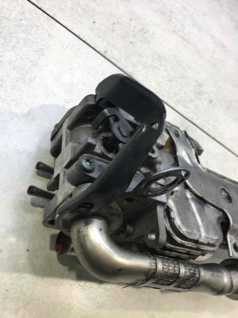 фото №12, Радіатор вихлопних газів toledo iii 1.9 tdi 039131513ad