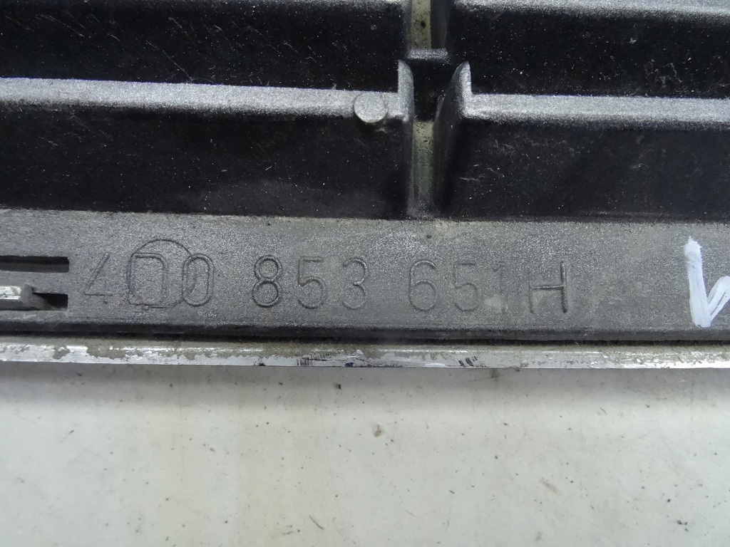 фото №11, Audi s8 d2 94-99 решітка радіатора решітка радіатора капот 4d0853651h oryg