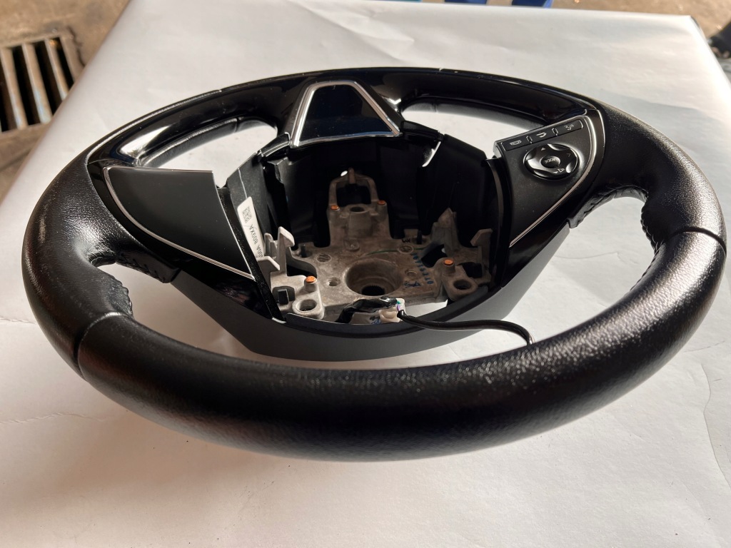 фото №4, Mitsubishi space star ii повітропровід шкіра мультифункція