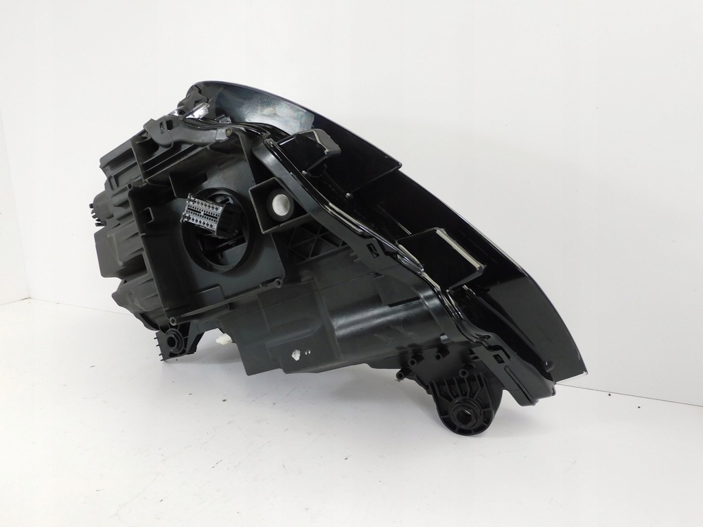 фото №6, Audi a3 s3 rs3 8v0 lift matrix лампа правая 8v0941036 8v0941784c