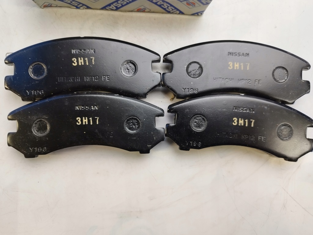 фото №8, Nissan sunny b12 n13 тормозные колодки тормозные перед 41060-67a85