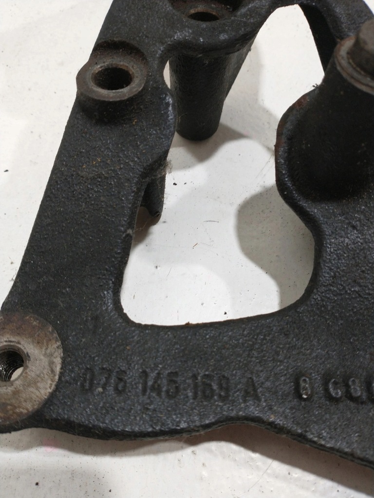 фото №3, Vw crafter 2.5tdi кронштейн натягувача