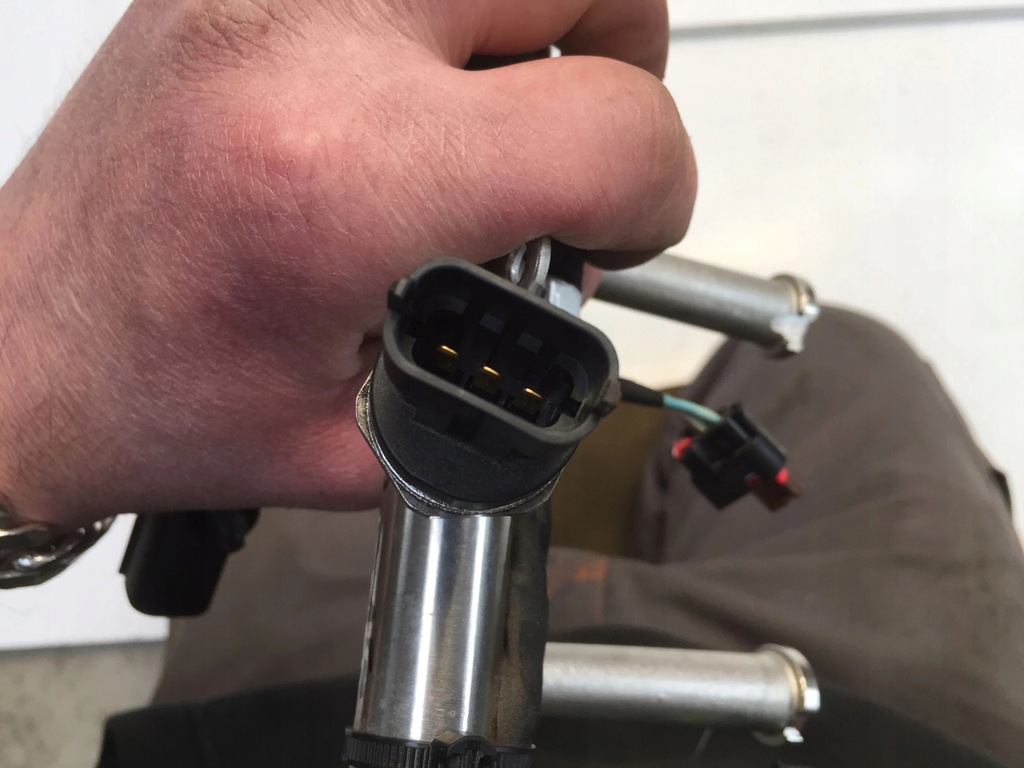 фото №12, Volvo xc40 1.5 бензин t3 молдинг упорскування