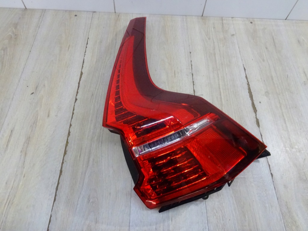 Купить Volvo xc60 2 2017+ фара led правая  задний 32228915 llu