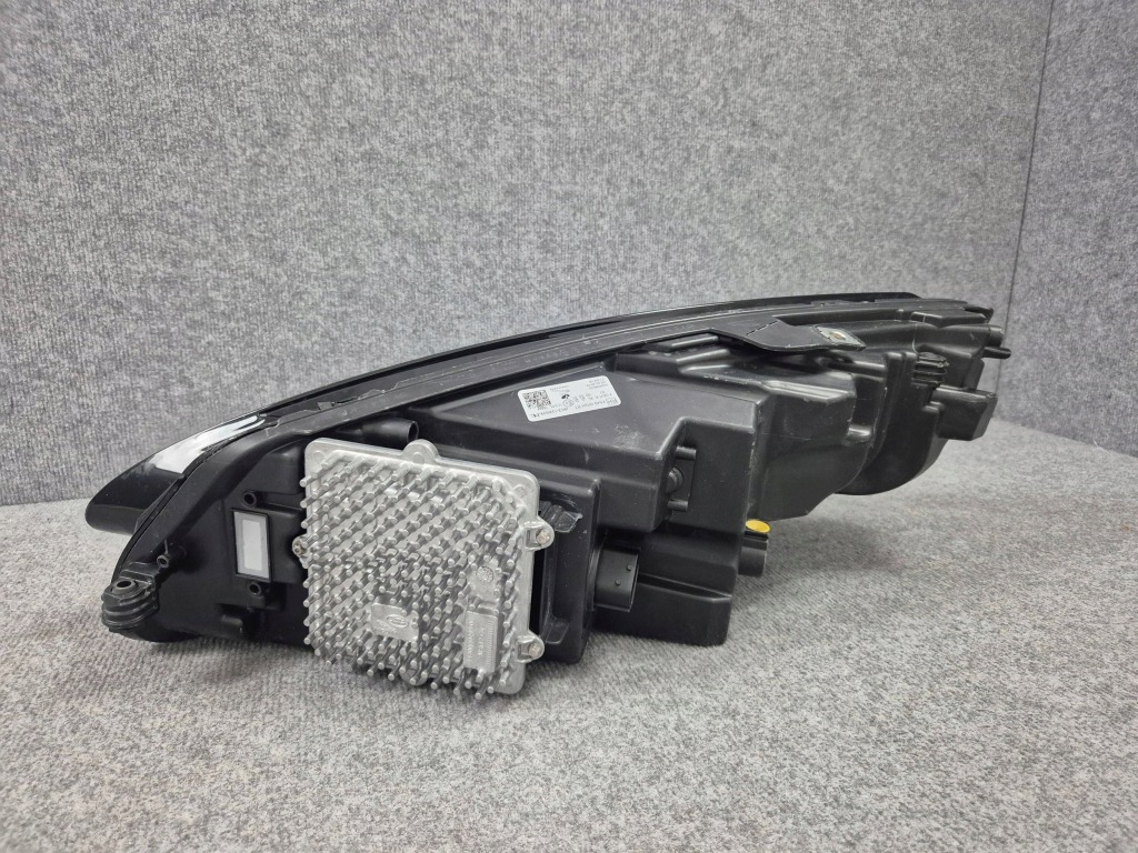 Фара фара передняя перед правый  - jaguar e-pace x540 full led 17-24 с Разборки