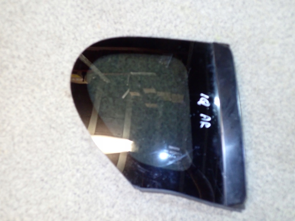 фото №8, Toyota iq 08-12 стекло кузовная задняя правая