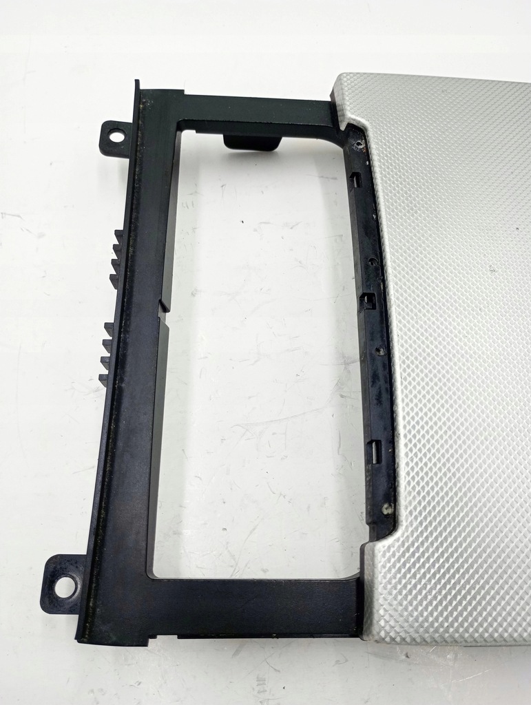 фото №9, Dekor пепельницы бардачок audi a6 c7 4g0862273a