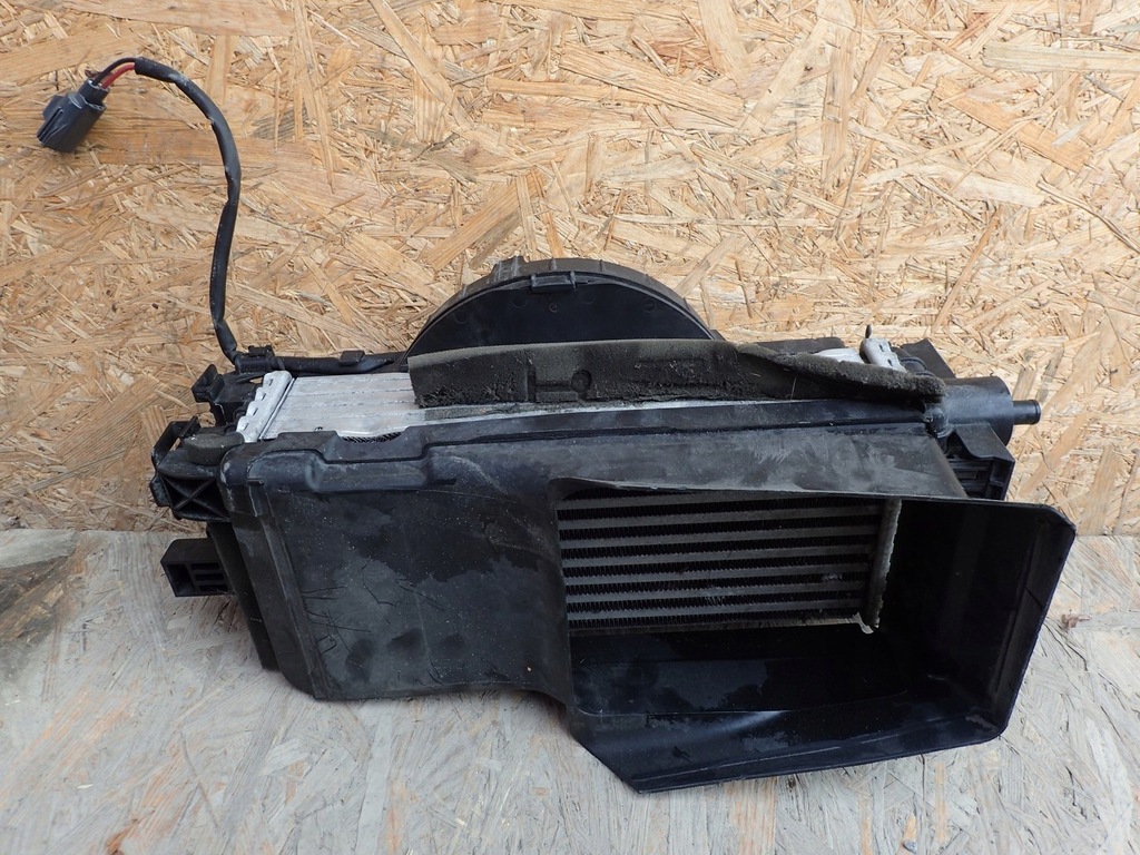 фото №1, Интеркулер ford focus iii 3 c-max cv61-9l440-vc