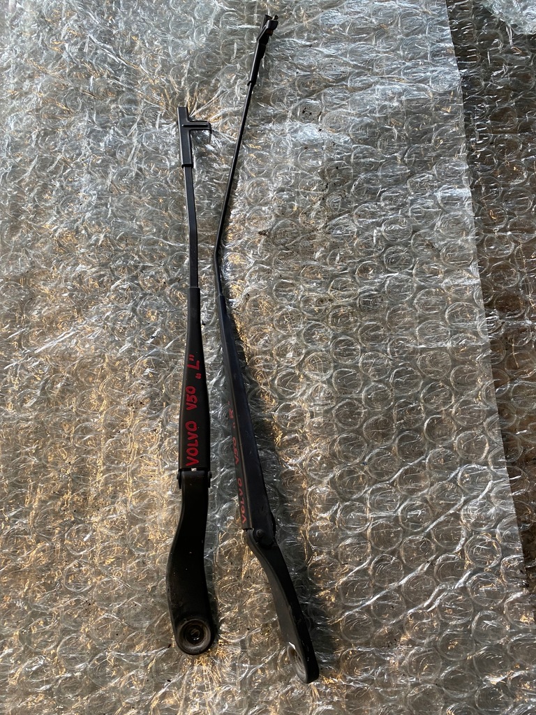 фото №1, Volvo v50 s40 ii рычаги дворник перед комплект