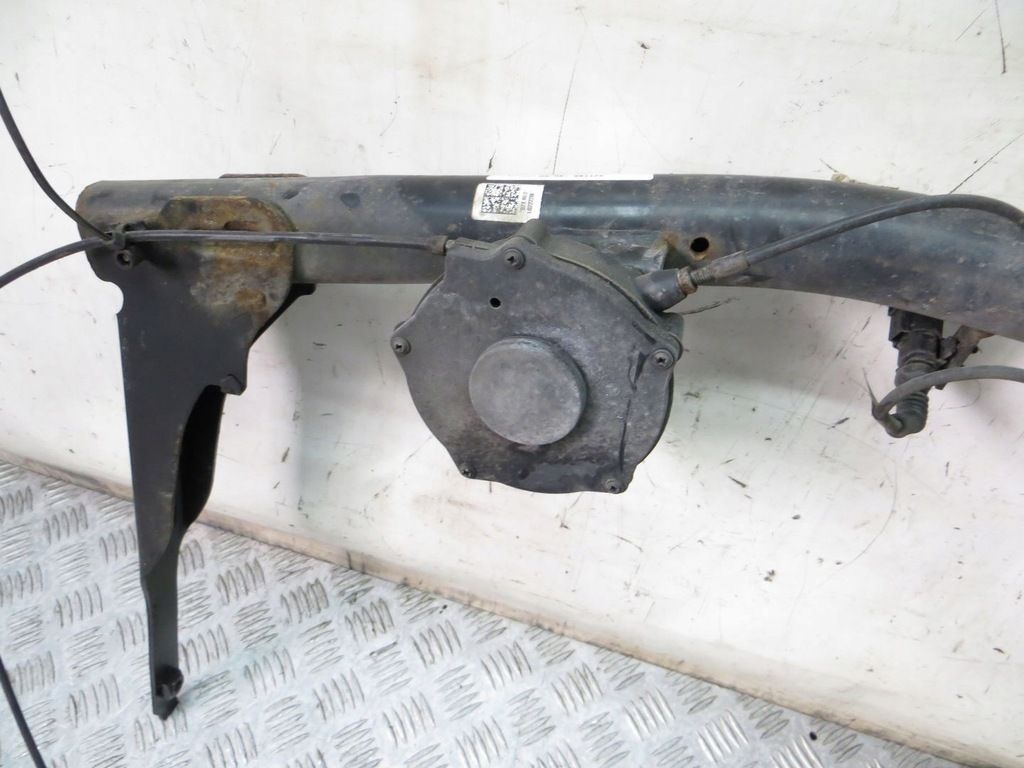 фото №9, Audi q3 8u hak буксировочный 8u0803880b 11-