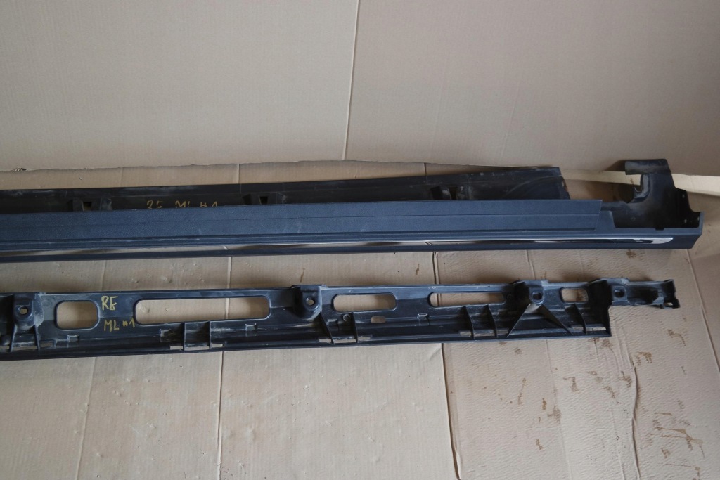 Направляющая порог правая ml w166 a1666980354 Доставка