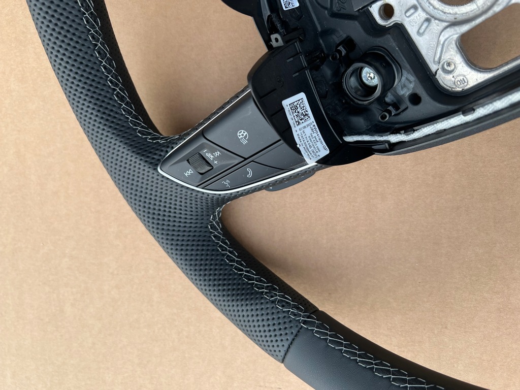 фото №10, Audi a4 a5 8w lift s-line повітропровід підігрівається czerwona nić 8w0419091gp