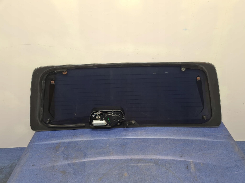 Ford maverick ii рестайлинг  стекло задняя yn с Разборки