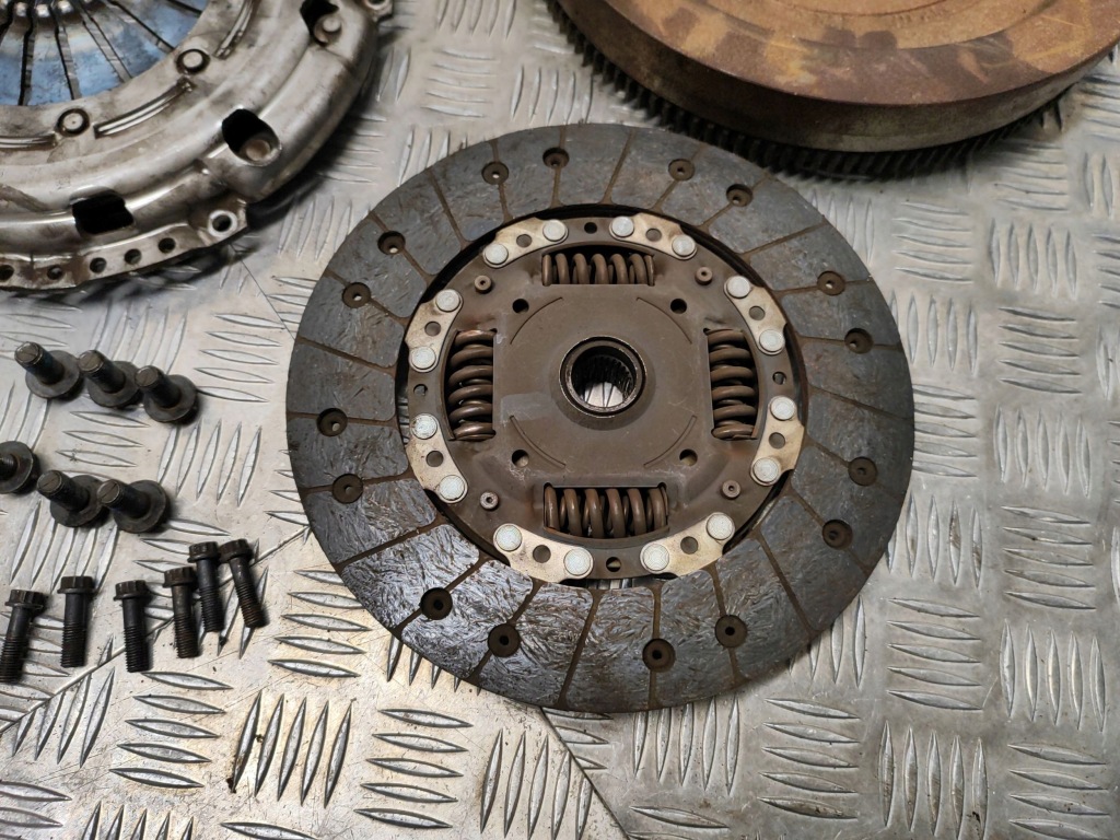 Volkswagen golf vii 2014 перед сцепление / комплект Цена