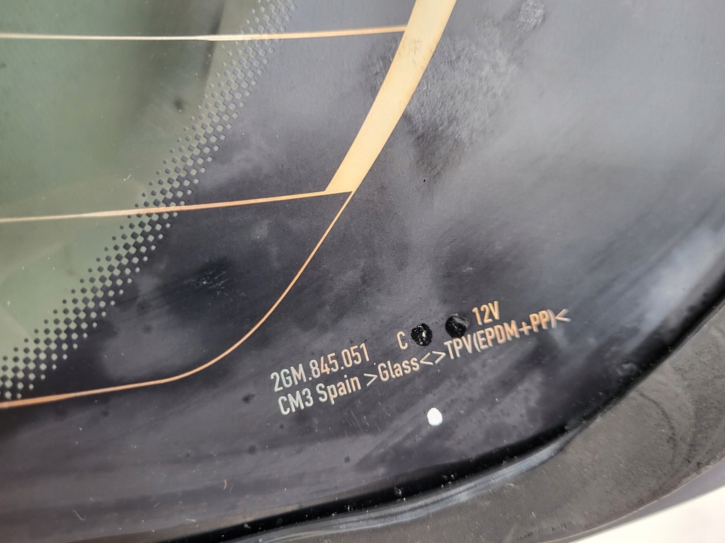 фото №8, Volkswagen vw t-cross 2gm стекло задняя багажника