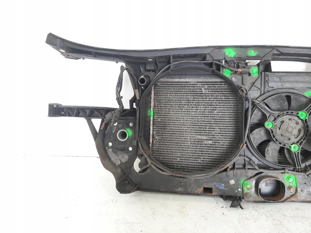 Audi a6 c5 2.4 30v 01r ремінь передній радіатор вентилятор 4b0805594 Зі Шроту