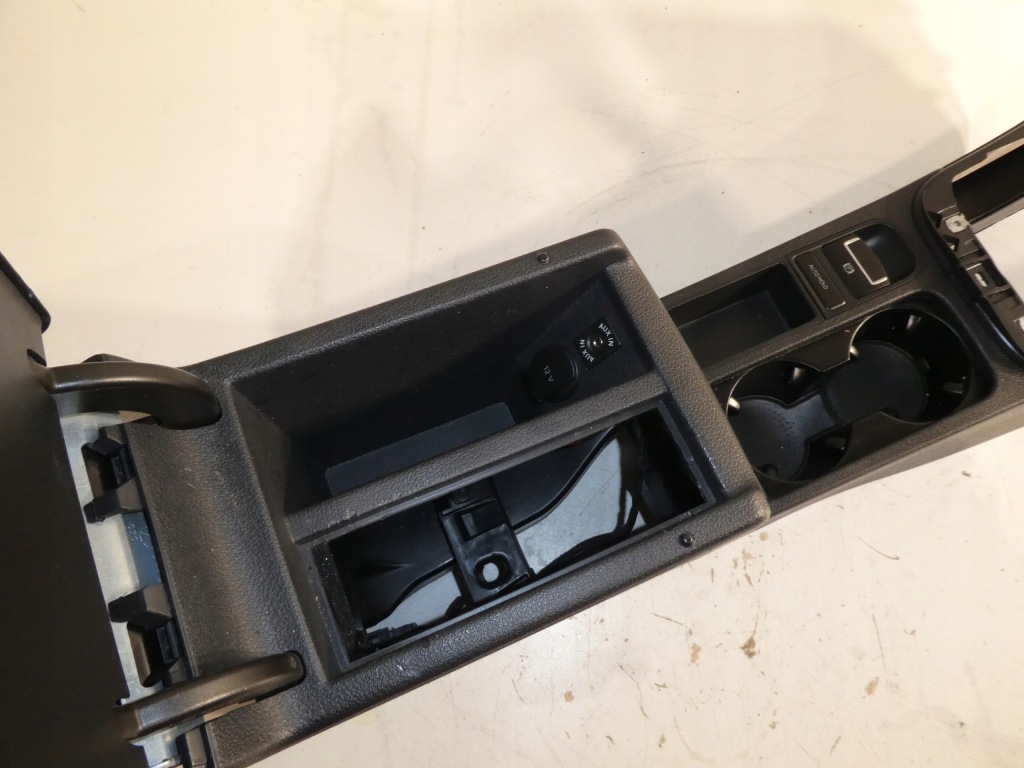 фото №9, Туннель подлокотник vw tiguan plus 5m0864207f