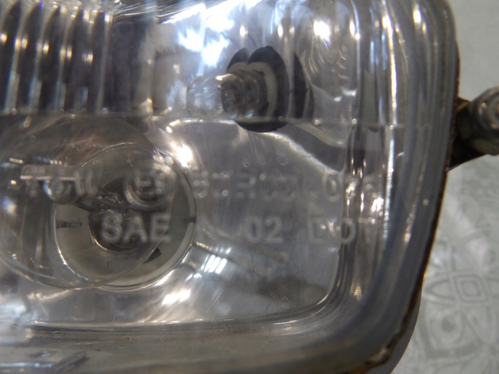 фото №3, Gem e2 лампа лівий перед 50r004076