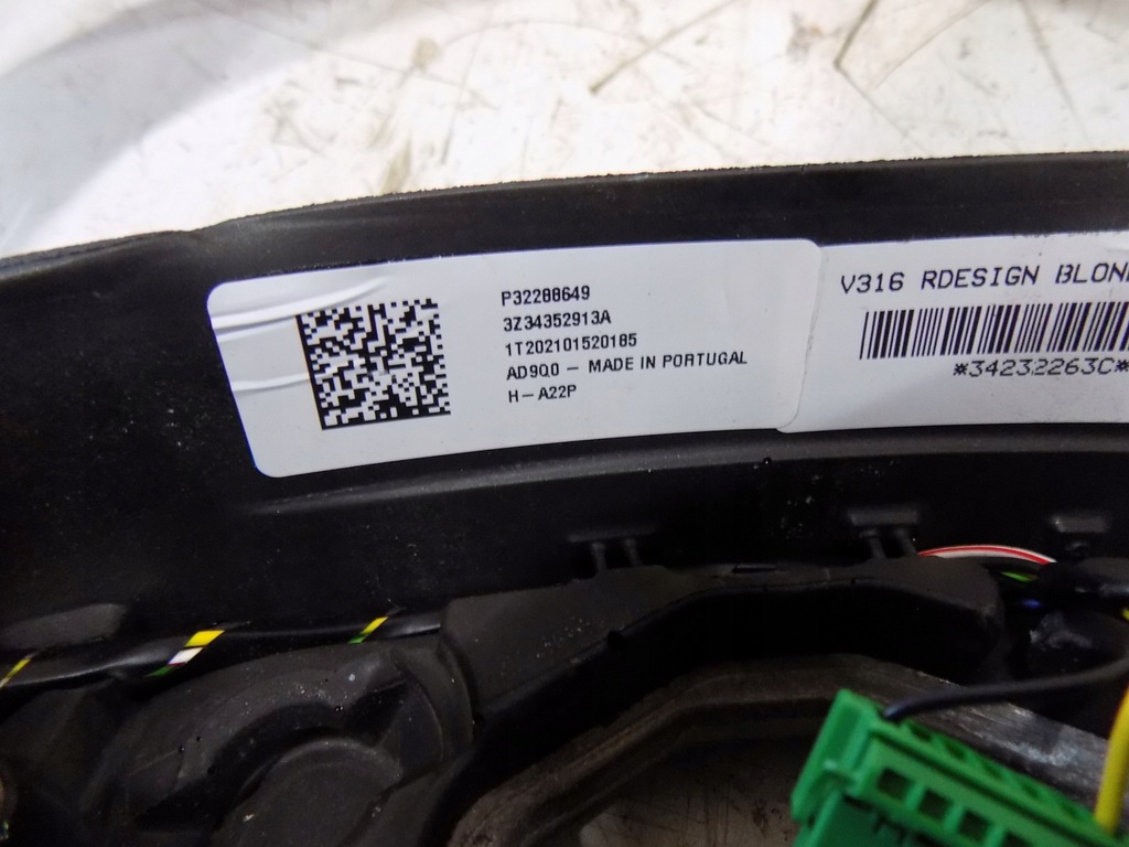 фото №7, Volvo xc40 r-design повітропровід шкіра мультифункція 32288649