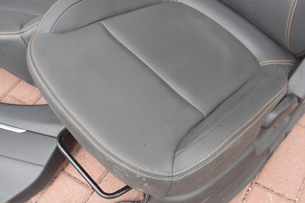 фото №8, Сидіння сидіння заднє сидіння dacia spring