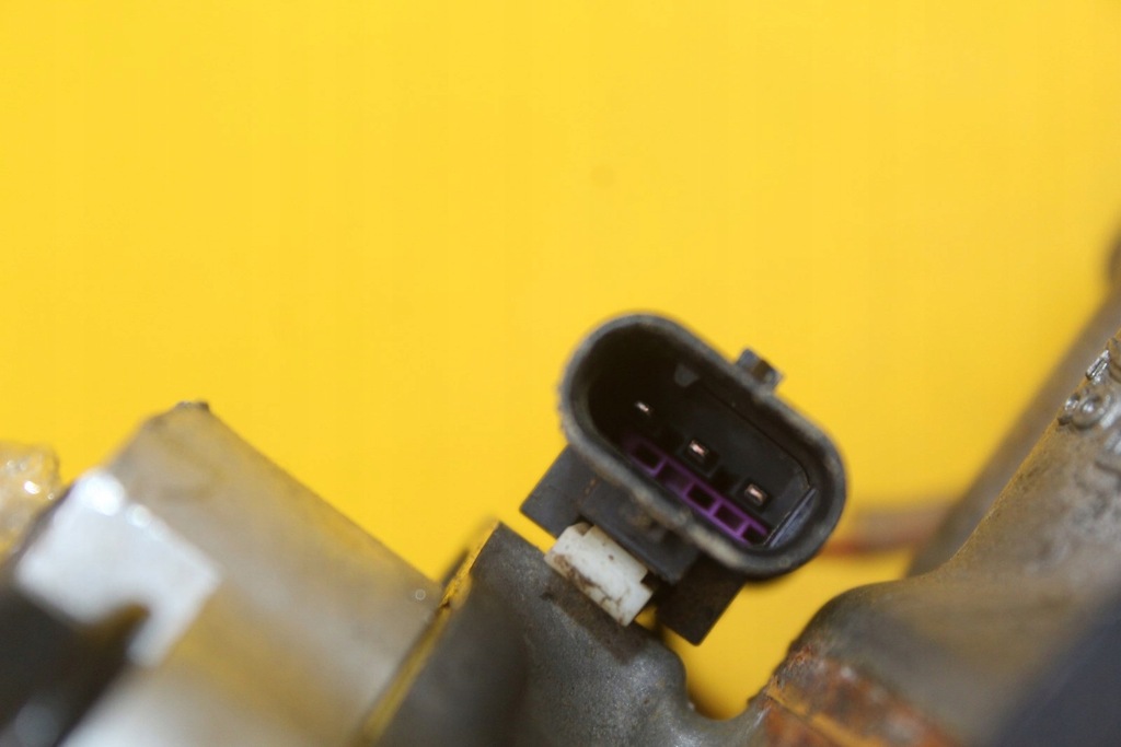 фото №9, Компресор кондиціонера aston martin 5.2 b v12 tvin turbo hy53-19d629-aa